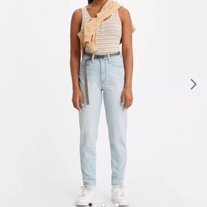 **SOLD** Levi’s High Waisted Taper Jeans